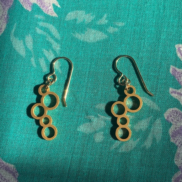 Gold earrings - Picture 1 of 2
